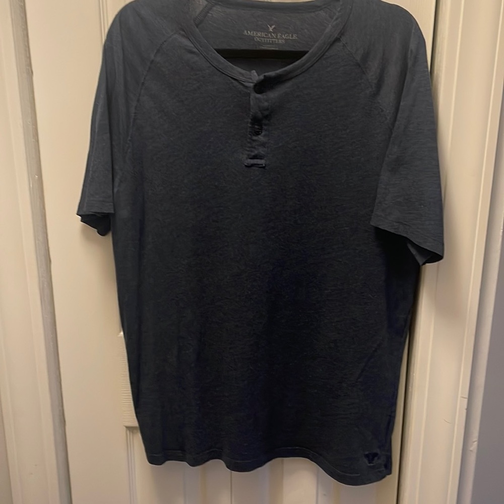 AE T shirt